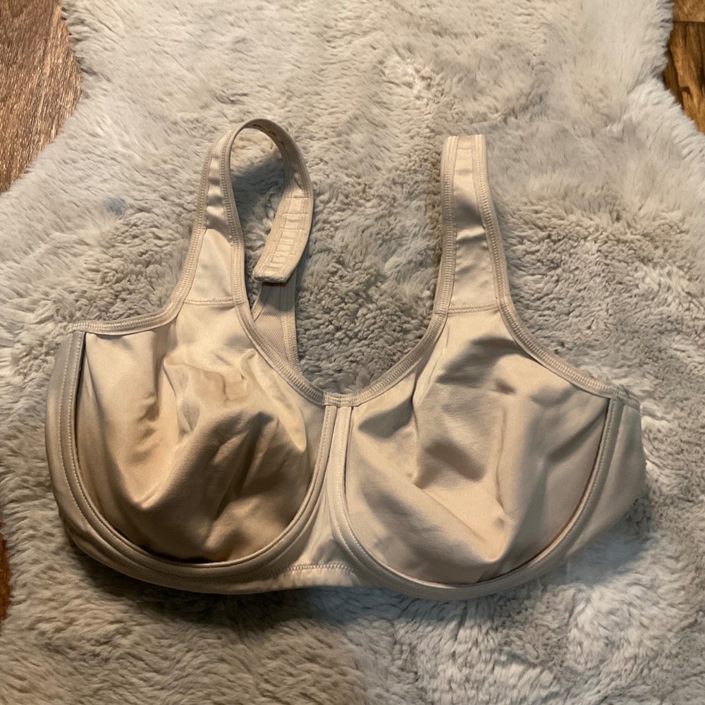 Felina Bra Size 40DD Underwire Adjustable Strap Tan Nude Womens